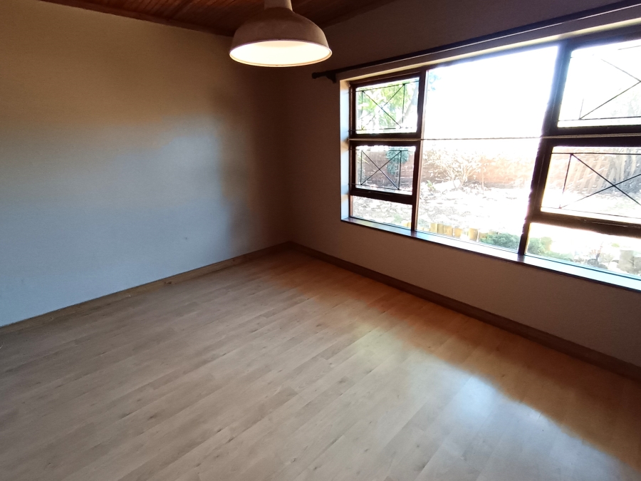 4 Bedroom Property for Sale in C Place Eastern Cape